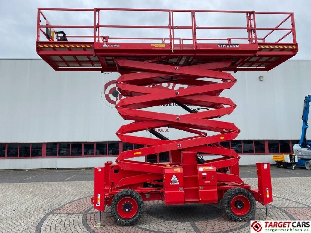 LGMG SR1623D RT Diesel 4x4 Scissor Work Lift 1790cm - Ножничный подъемник: фото 5 LGMG SR1623D RT Diesel 4x4 Scissor Work Lift 1790cm - Ножничный подъемник: фото 5