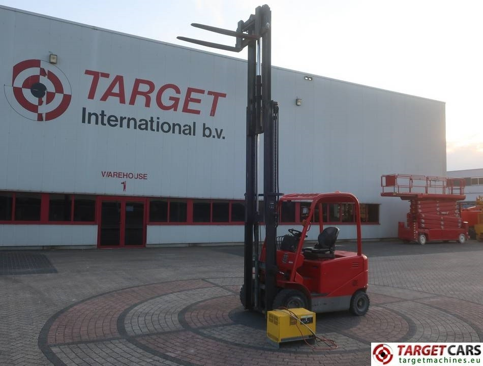 Manitou ME425 Electric 4wheel Forklift 2500KG Triplex450cm - Электропогрузчик: фото 5 Manitou ME425 Electric 4wheel Forklift 2500KG Triplex450cm - Электропогрузчик: фото 5