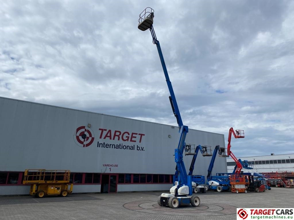 Niftylift HR15NDE HyBrid Articulated Boom Work Lift 1550cm - Коленчатый подъемник: фото 5 Niftylift HR15NDE HyBrid Articulated Boom Work Lift 1550cm - Коленчатый подъемник: фото 5