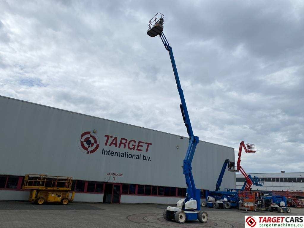 Niftylift HR15NDE HyBrid Articulated Boom Work Lift 1550cm - Коленчатый подъемник: фото 5 Niftylift HR15NDE HyBrid Articulated Boom Work Lift 1550cm - Коленчатый подъемник: фото 5
