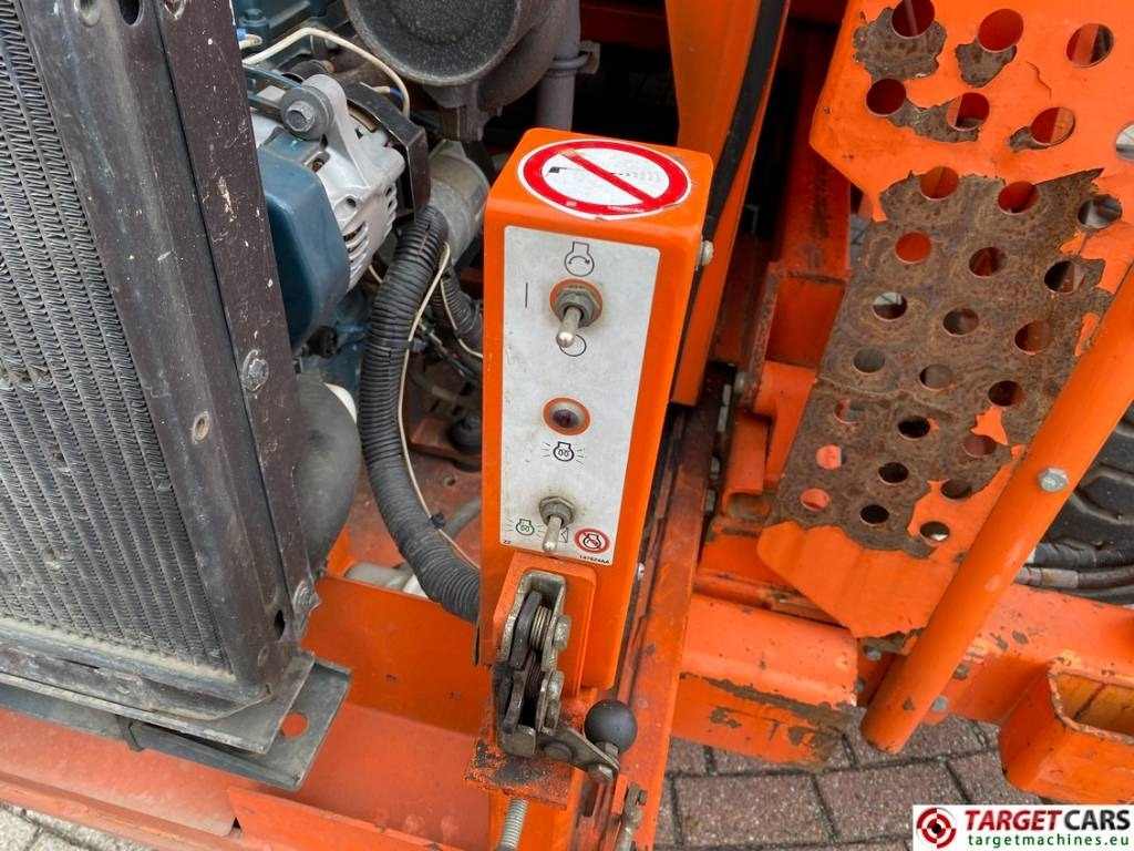 Ножничный подъемник SkyJack SJ9250 RT Diesel 4x4 Scissor Work Lift 1720cm: фото 20 Ножничный подъемник SkyJack SJ9250 RT Diesel 4x4 Scissor Work Lift 1720cm: фото 20