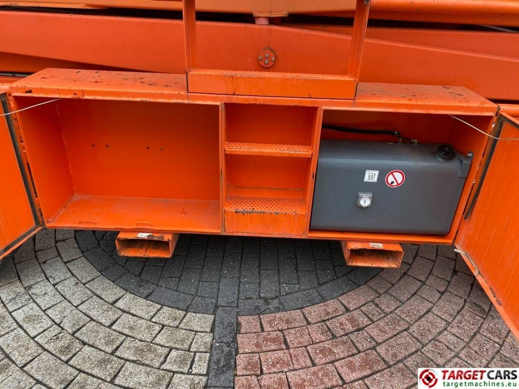 Ножничный подъемник SkyJack SJ9250 RT Diesel 4x4 Scissor Work Lift 1720cm: фото 16 Ножничный подъемник SkyJack SJ9250 RT Diesel 4x4 Scissor Work Lift 1720cm: фото 16