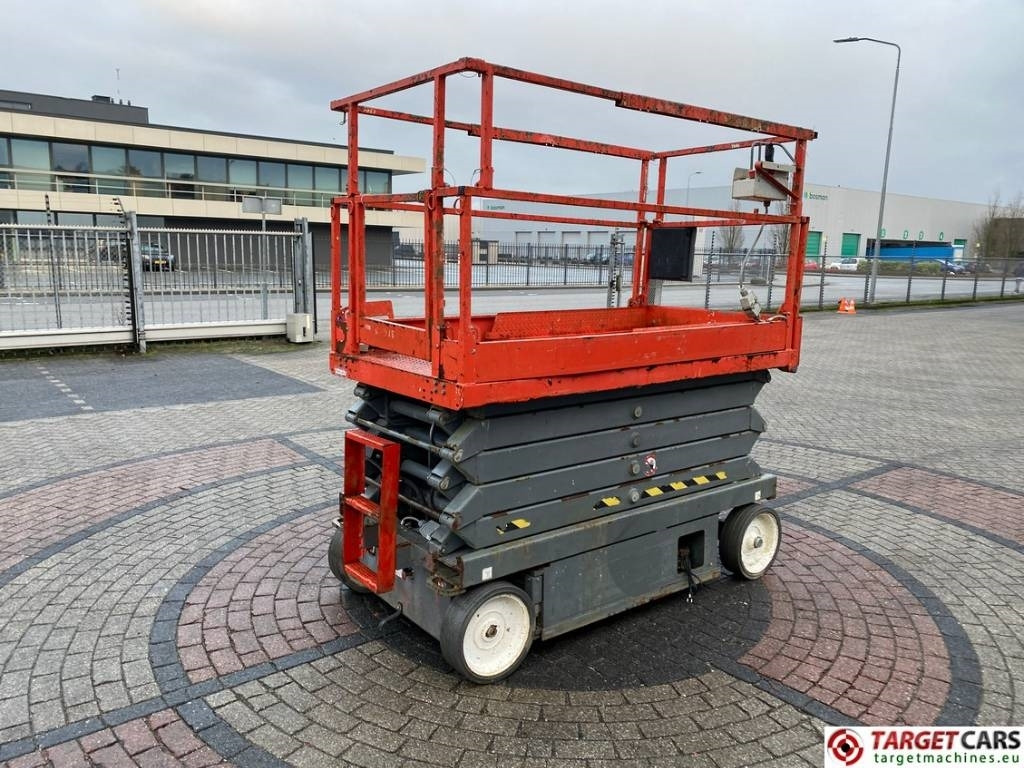 SkyJack SJIII-4632 Electric Scissor Work Lift 1170cm - Ножничный подъемник: фото 3 SkyJack SJIII-4632 Electric Scissor Work Lift 1170cm - Ножничный подъемник: фото 3