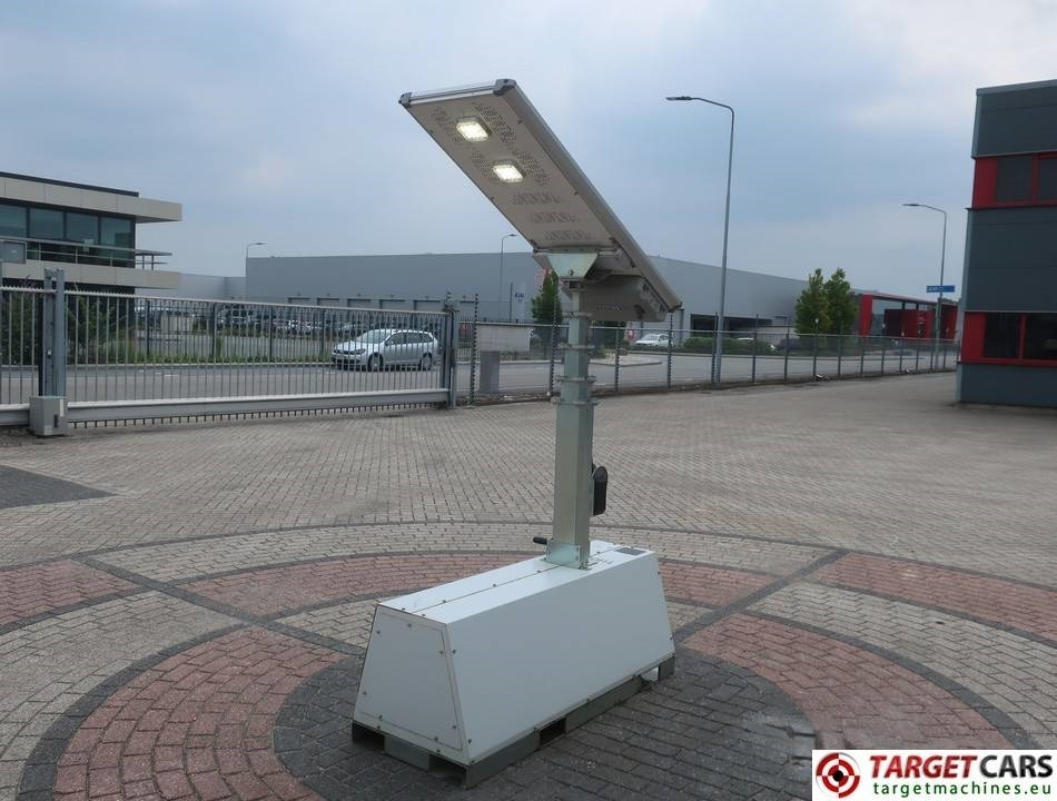 Trime X-Pole Tower Light 2x25W Led Solar Panel - Осветительная мачта: фото 3 Trime X-Pole Tower Light 2x25W Led Solar Panel - Осветительная мачта: фото 3