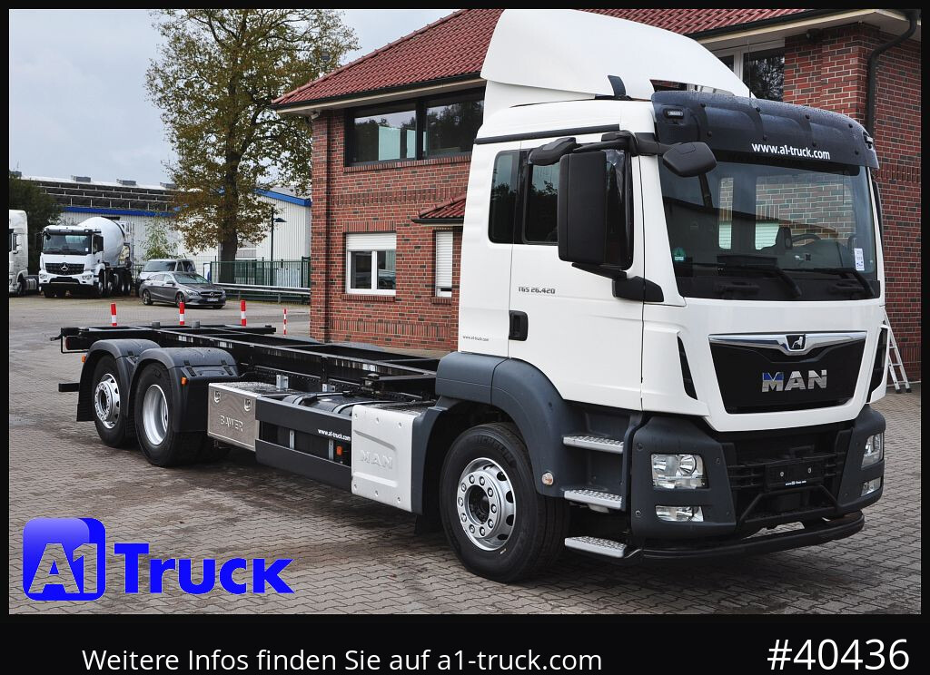 MAN TGS 26.420 Steering Axle, Intarder Stapler Lenkachse, - Грузовик-контейнеровоз/ Сменный кузов: фото 1 MAN TGS 26.420 Steering Axle, Intarder Stapler Lenkachse, - Грузовик-контейнеровоз/ Сменный кузов: фото 1