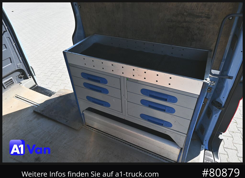 VOLKSWAGEN Crafter 35 L1H2, AHK, Standheizung, Werkstatteinrichtung - Цельнометаллический фургон: фото 4 VOLKSWAGEN Crafter 35 L1H2, AHK, Standheizung, Werkstatteinrichtung - Цельнометаллический фургон: фото 4