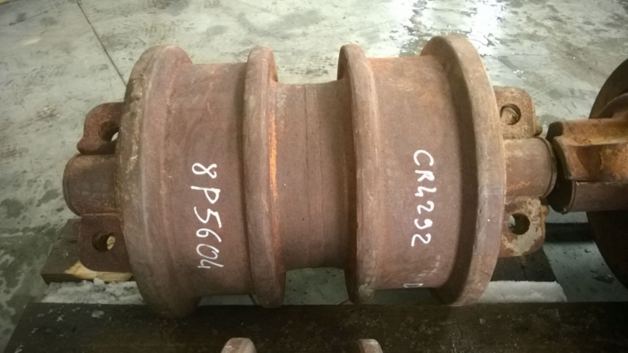 Caterpillar D9G D9H Rulli inferiori a doppia spalla. - Опорный каток для Строительной техники: фото 3 Caterpillar D9G D9H Rulli inferiori a doppia spalla. - Опорный каток для Строительной техники: фото 3