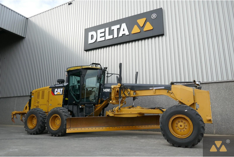 Caterpillar 140M2 - Грейдер: фото 3 Caterpillar 140M2 - Грейдер: фото 3