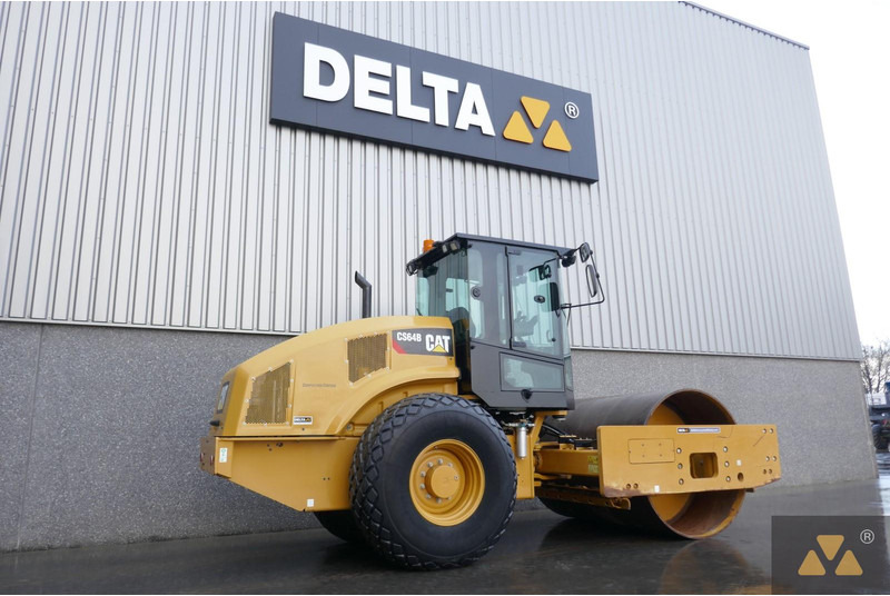 Caterpillar CS64B - Каток: фото 5 Caterpillar CS64B - Каток: фото 5