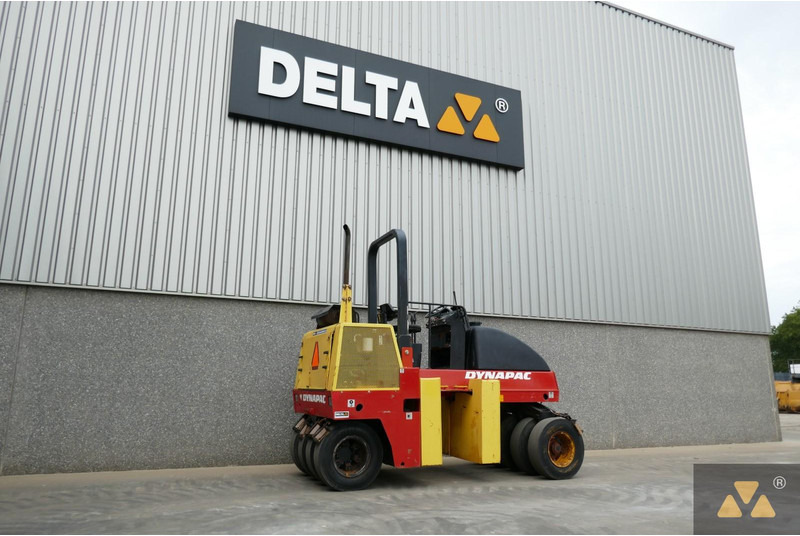 Dynapac CP142 - Пневмоколесный каток: фото 5 Dynapac CP142 - Пневмоколесный каток: фото 5