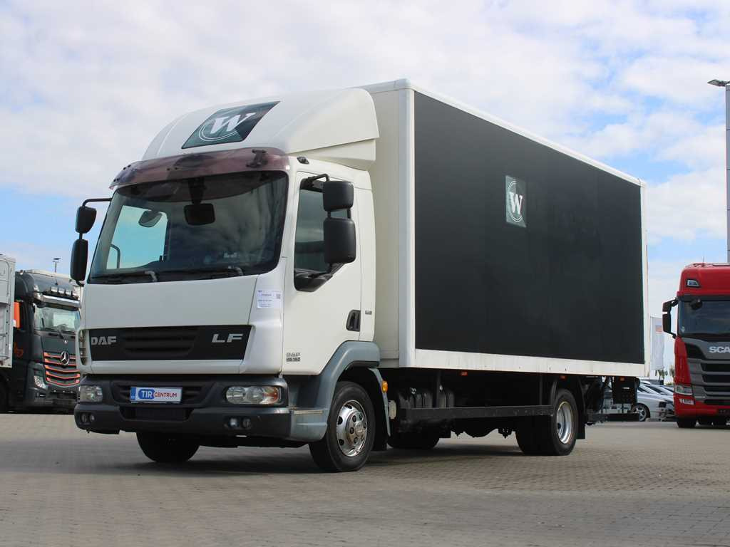 DAF FA 45.160, INDEPENDENT AIR CONDITIONING, HYDRAULIC FRONT - Грузовик с закрытым кузовом: фото 1 DAF FA 45.160, INDEPENDENT AIR CONDITIONING, HYDRAULIC FRONT - Грузовик с закрытым кузовом: фото 1