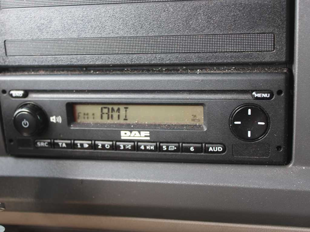 Тентованный грузовик DAF LF 290 FA, EURO 6, SLEEPING BODY: фото 12