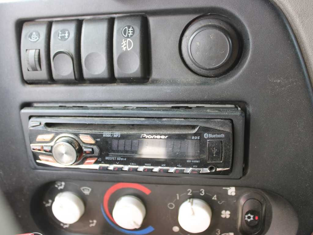 Тентованный грузовик DAF LF 45.220, EURO 5 EEV, SLEEPING CABIN,SIDE-WALLS: фото 12