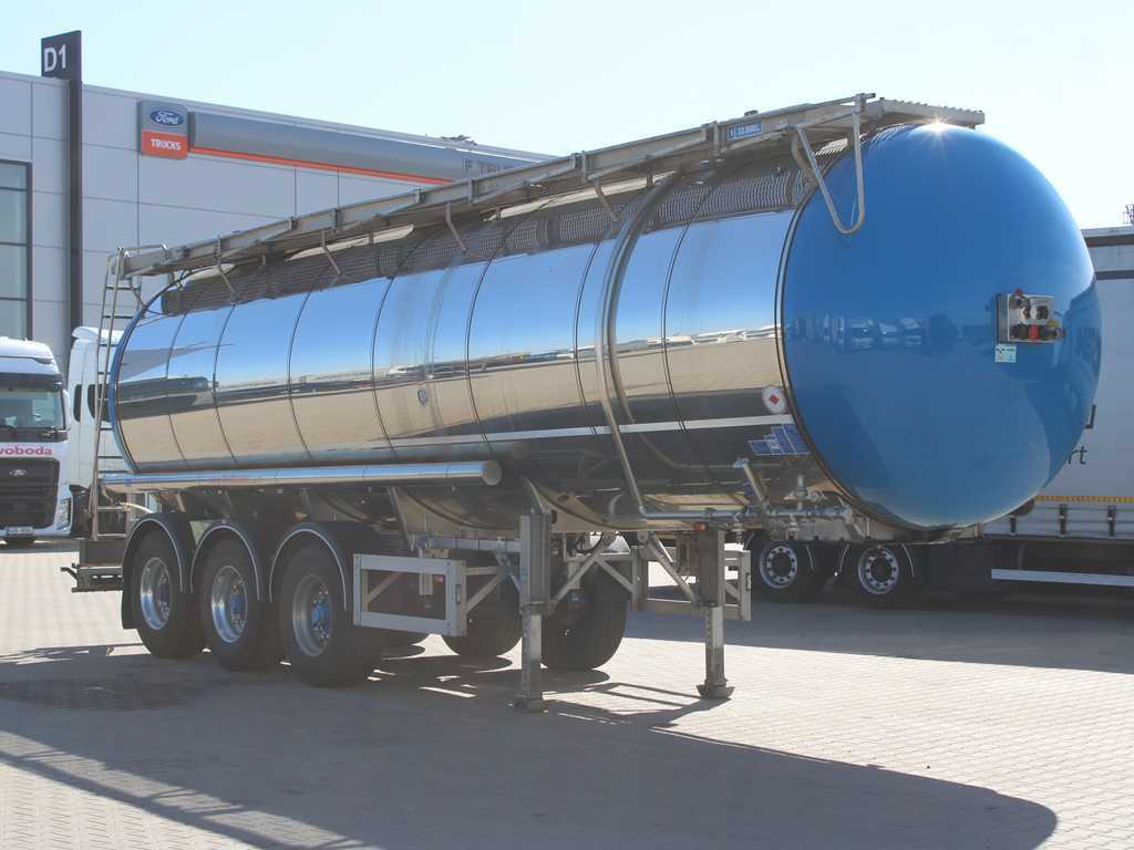 Feldbinder TSA 32.3, NO ADR, 32m³, LIFTING AXLE - Полуприцеп-цистерна: фото 3 Feldbinder TSA 32.3, NO ADR, 32m³, LIFTING AXLE - Полуприцеп-цистерна: фото 3