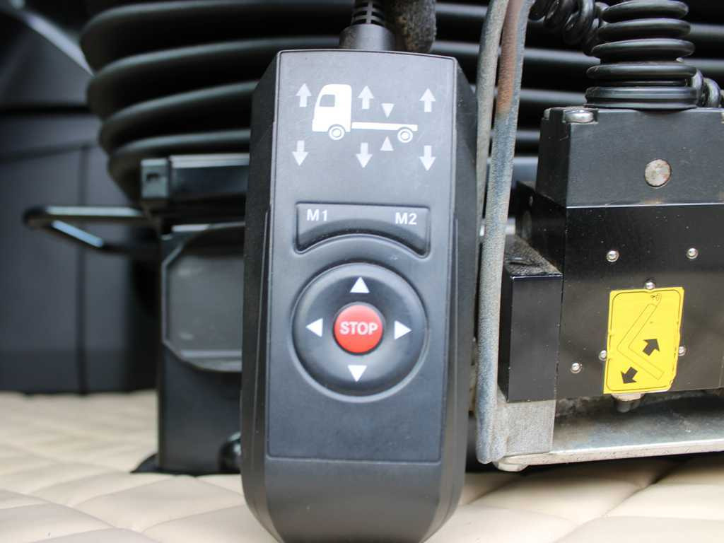 Крюковой мультилифт Mercedes-Benz Actros 2548, 6X2, EURO 6, RETARDER, INDEPENDENT AIR CONDITIONING, NAVIGATION: фото 11