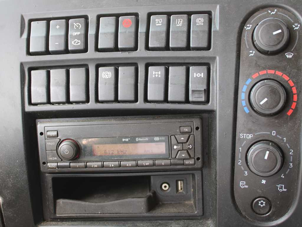 Тентованный грузовик Renault D16, EURO 6, BED LENGTH 9,6m!!: фото 10