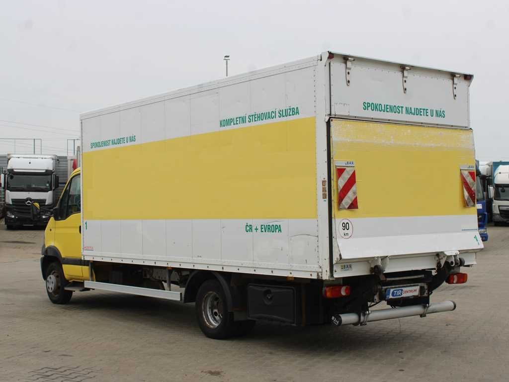 Renault MASCOTT 160.65 P 4X2, EURO 3, TAIL LIFT Renault MASCOTT 160.65 P 4X2, EURO 3, TAIL LIFT - Фургон с закрытым кузовом: фото 4 Renault MASCOTT 160.65 P 4X2, EURO 3, TAIL LIFT Renault MASCOTT 160.65 P 4X2, EURO 3, TAIL LIFT - Фургон с закрытым кузовом: фото 4