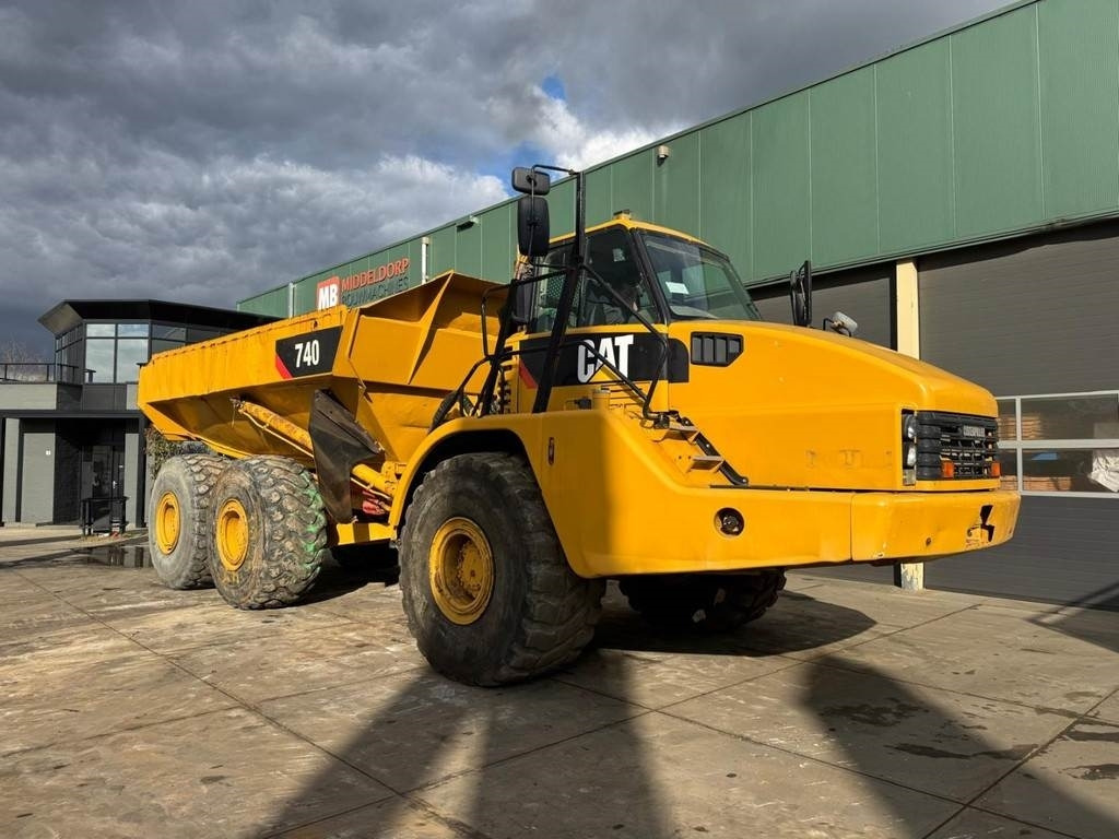 CAT 740 - Мини-самосвал: фото 4 CAT 740 - Мини-самосвал: фото 4