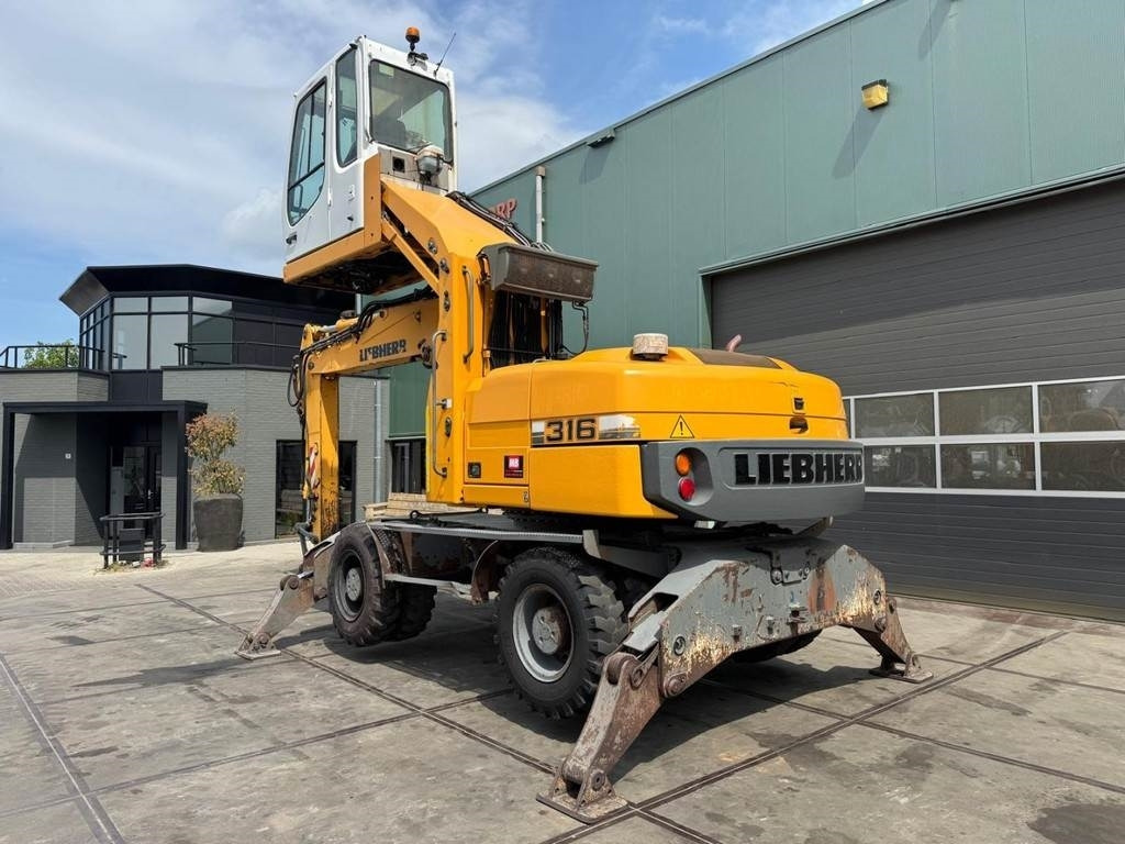 Liebherr A 316  - Перегружатель: фото 3 Liebherr A 316  - Перегружатель: фото 3