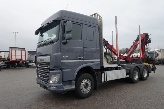 DAF FAT XF 510 mit Penz Ladekran 15Z8.70 inkl. Holzgreifer 6x4 - Лесовоз: фото 1 DAF FAT XF 510 mit Penz Ladekran 15Z8.70 inkl. Holzgreifer 6x4 - Лесовоз: фото 1
