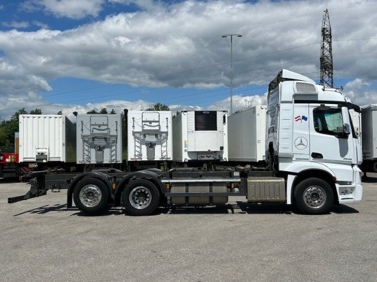 Mercedes-Benz Actros 2545 6x2 BDF E6, Retarder, Alufelgen - Грузовик-контейнеровоз/ Сменный кузов: фото 4 Mercedes-Benz Actros 2545 6x2 BDF E6, Retarder, Alufelgen - Грузовик-контейнеровоз/ Сменный кузов: фото 4