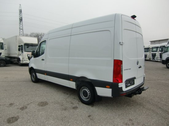 Mercedes-Benz Sprinter 319 CDI Standard, el.Schiebetür ,Exportpreis ohne Nova - Цельнометаллический фургон: фото 4 Mercedes-Benz Sprinter 319 CDI Standard, el.Schiebetür ,Exportpreis ohne Nova - Цельнометаллический фургон: фото 4