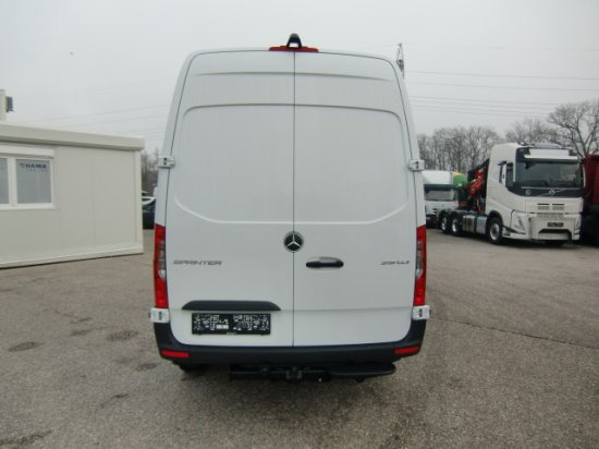 Mercedes-Benz Sprinter 319 CDI Standard, el.Schiebetür ,Exportpreis ohne Nova - Цельнометаллический фургон: фото 5 Mercedes-Benz Sprinter 319 CDI Standard, el.Schiebetür ,Exportpreis ohne Nova - Цельнометаллический фургон: фото 5