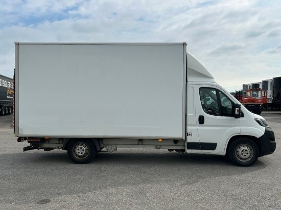Peugeot Boxer, Koffer mit Hebebühne/LBW - Фургон с закрытым кузовом: фото 4 Peugeot Boxer, Koffer mit Hebebühne/LBW - Фургон с закрытым кузовом: фото 4