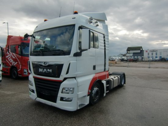MAN TGX 18.460 XLX Low Deck, Automatik, E6, höhenverstellbare Sattelplatte - Тягач: фото 1 MAN TGX 18.460 XLX Low Deck, Automatik, E6, höhenverstellbare Sattelplatte - Тягач: фото 1