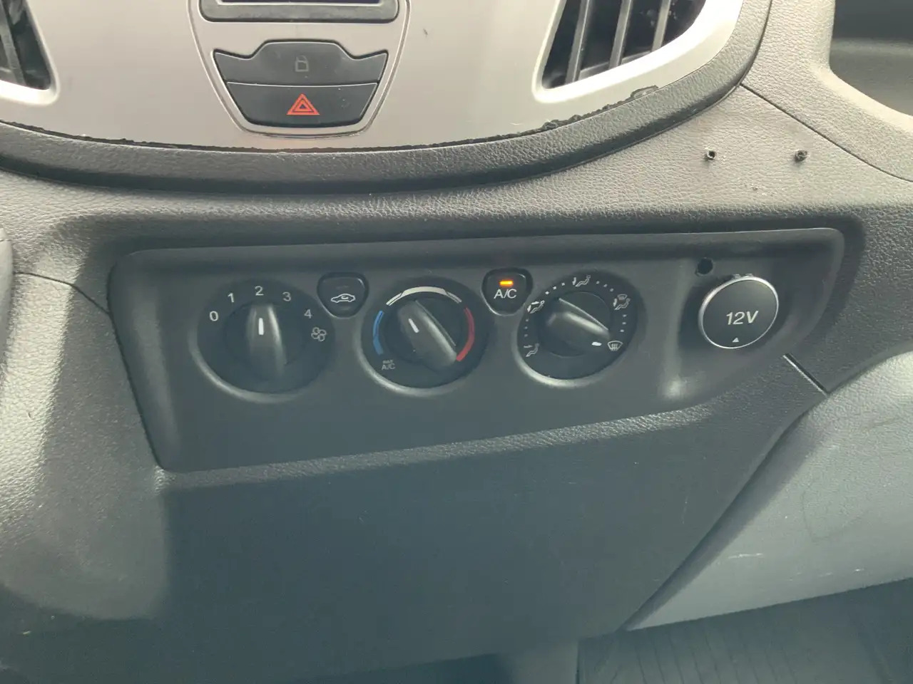 Цельнометаллический фургон Ford Transit 330 2.2 TDCI L3H3 Ambiente Airco 3 Zits Euro 5: фото 11