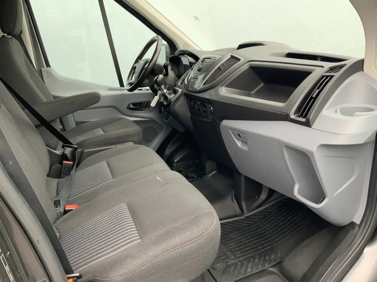 Цельнометаллический фургон Ford Transit 330 2.2 TDCI L3H3 Ambiente Airco 3 Zits Euro 5: фото 15
