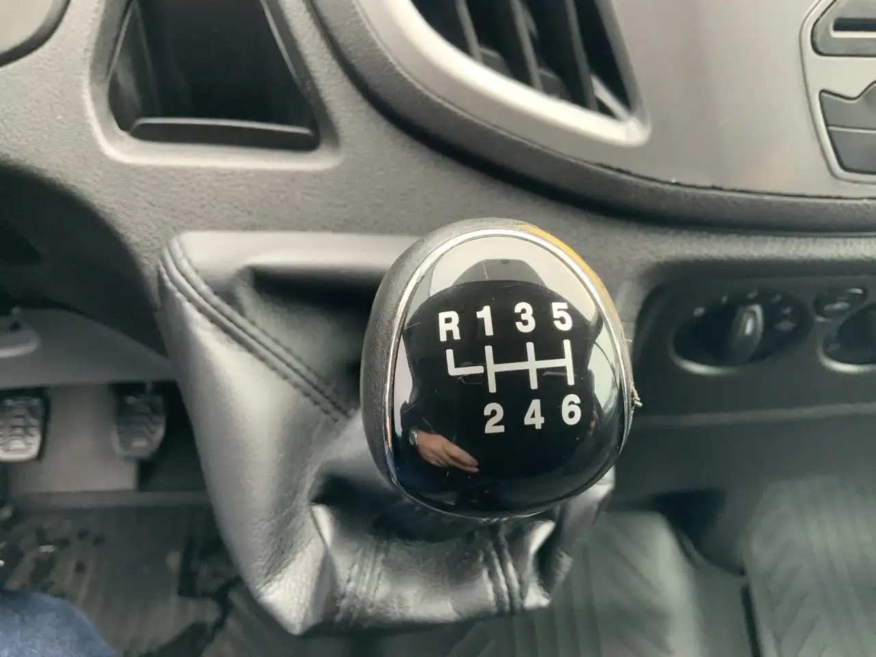 Цельнометаллический фургон Ford Transit 330 2.2 TDCI L3H3 Ambiente Airco 3 Zits Euro 5: фото 13
