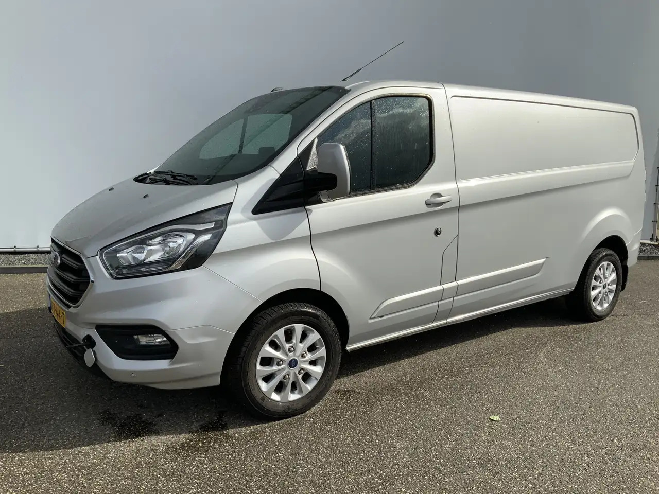 Ford Transit Custom 300 2.0 TDCI (MOTOR DEFECT!!) L2H2 Airco Navi 3 Zi - Цельнометаллический фургон: фото 1 Ford Transit Custom 300 2.0 TDCI (MOTOR DEFECT!!) L2H2 Airco Navi 3 Zi - Цельнометаллический фургон: фото 1