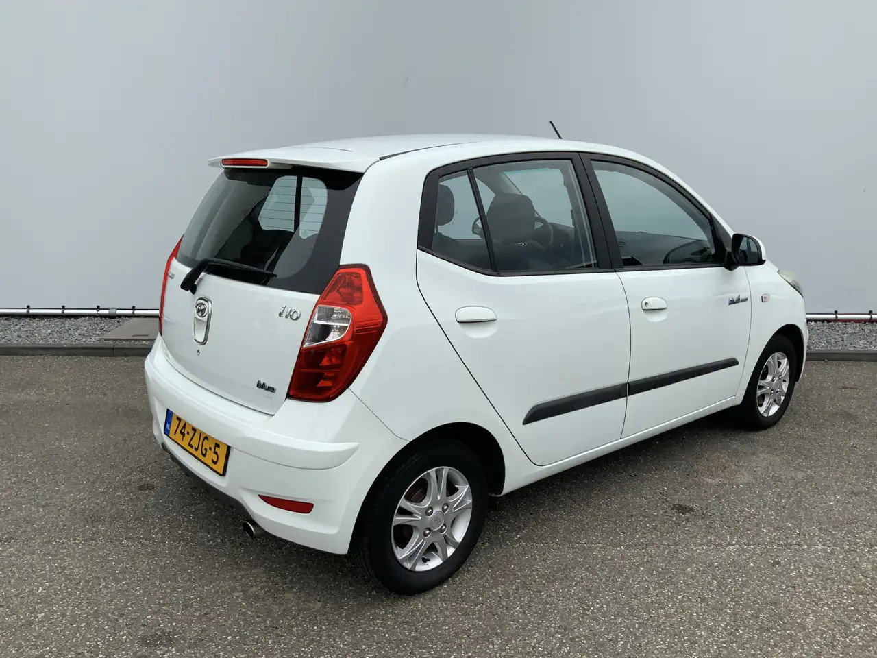 Hyundai i10 1.0 Pro 54083 KM! Airco, Lichtmetalen Wielen! - Хэтчбек: фото 5 Hyundai i10 1.0 Pro 54083 KM! Airco, Lichtmetalen Wielen! - Хэтчбек: фото 5
