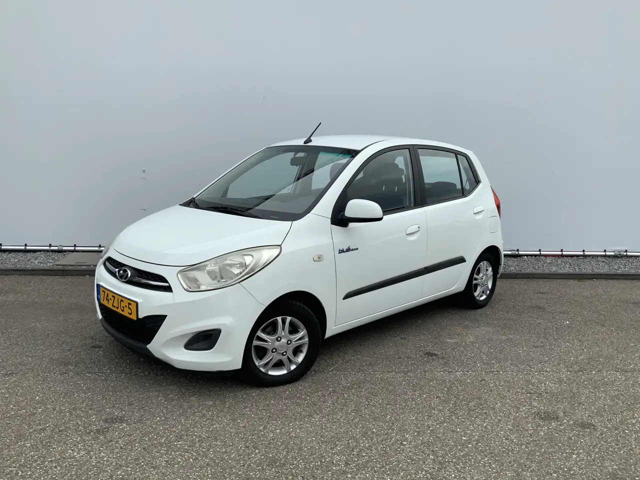 Hyundai i10 1.0 Pro 54083 KM! Airco, Lichtmetalen Wielen! - Хэтчбек: фото 1 Hyundai i10 1.0 Pro 54083 KM! Airco, Lichtmetalen Wielen! - Хэтчбек: фото 1
