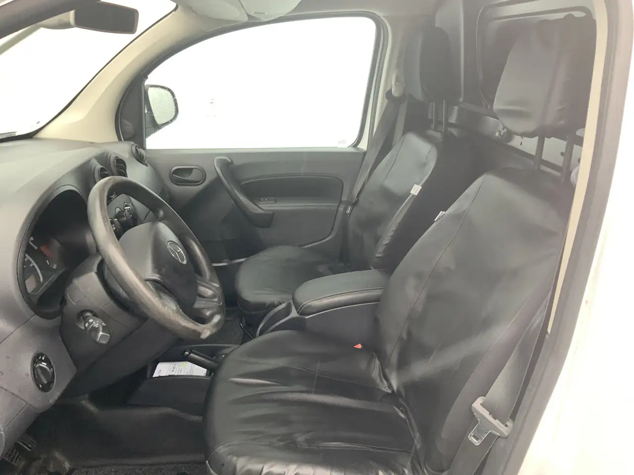 Mercedes-Benz Citan 109 CDI BlueEFFICIENCY Extra Lang Maxi Airco Euro - Легковой фургон: фото 4 Mercedes-Benz Citan 109 CDI BlueEFFICIENCY Extra Lang Maxi Airco Euro - Легковой фургон: фото 4