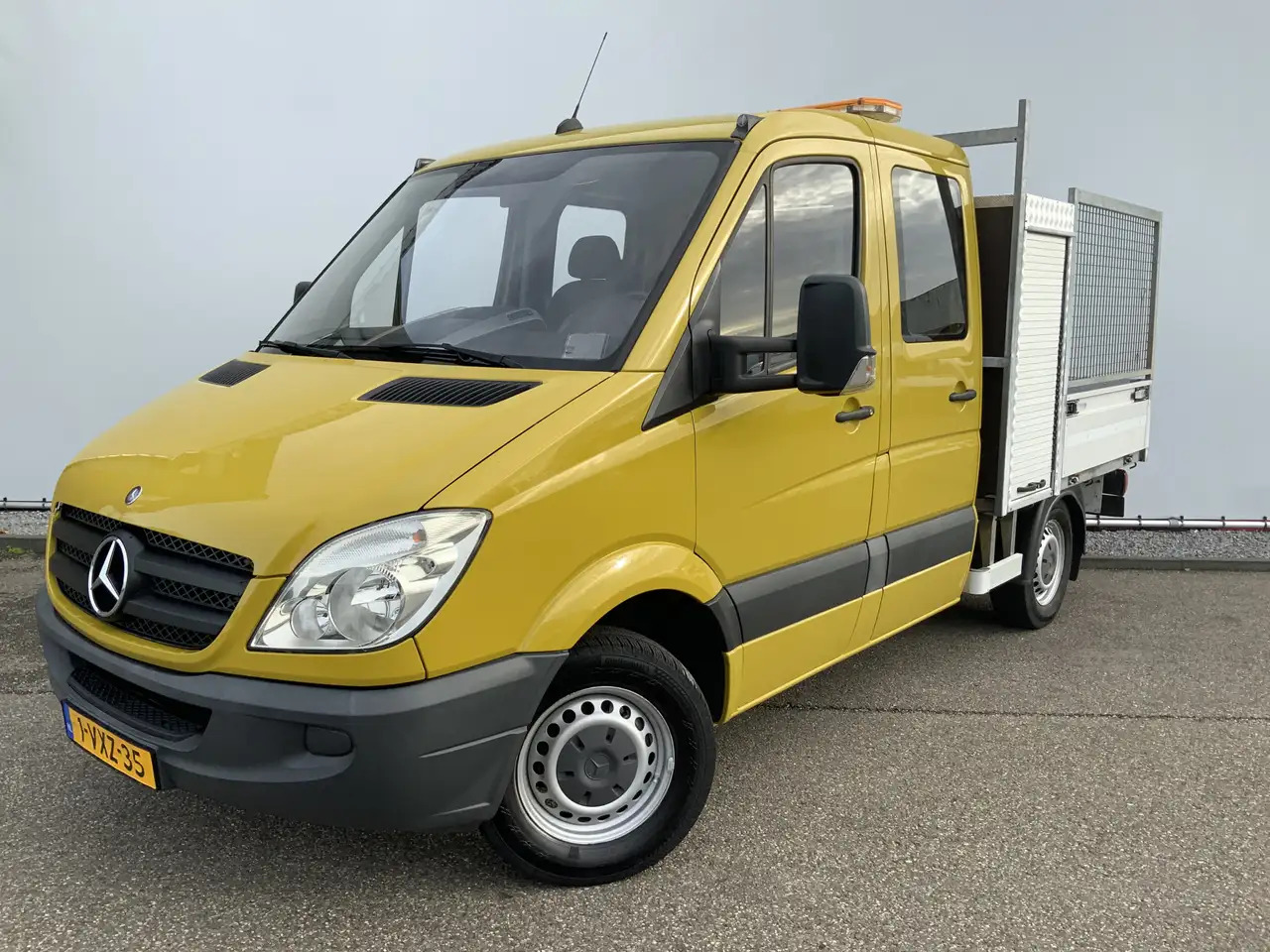 Mercedes-Benz Sprinter 213 2.2 CDI 325 Automaat DubCab Pick Up 5 Zits Tre - Малотоннажный бортовой грузовик, Грузопассажирский фургон: фото 1 Mercedes-Benz Sprinter 213 2.2 CDI 325 Automaat DubCab Pick Up 5 Zits Tre - Малотоннажный бортовой грузовик, Грузопассажирский фургон: фото 1
