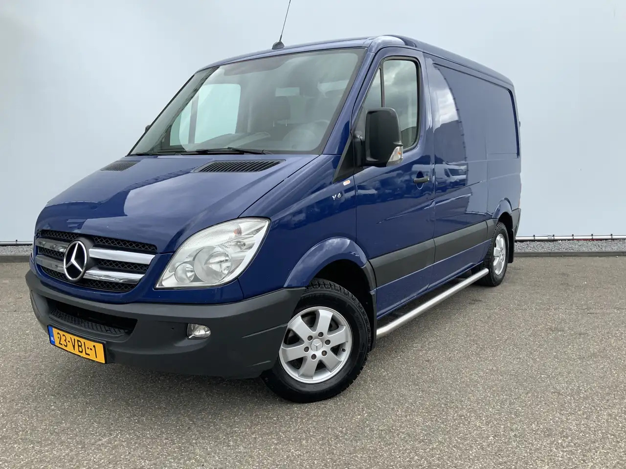 Mercedes-Benz Sprinter 218 3.0 CDI 325 HDL1H1 Automaat Cruise Airco 3 Zit - Цельнометаллический фургон: фото 1 Mercedes-Benz Sprinter 218 3.0 CDI 325 HDL1H1 Automaat Cruise Airco 3 Zit - Цельнометаллический фургон: фото 1