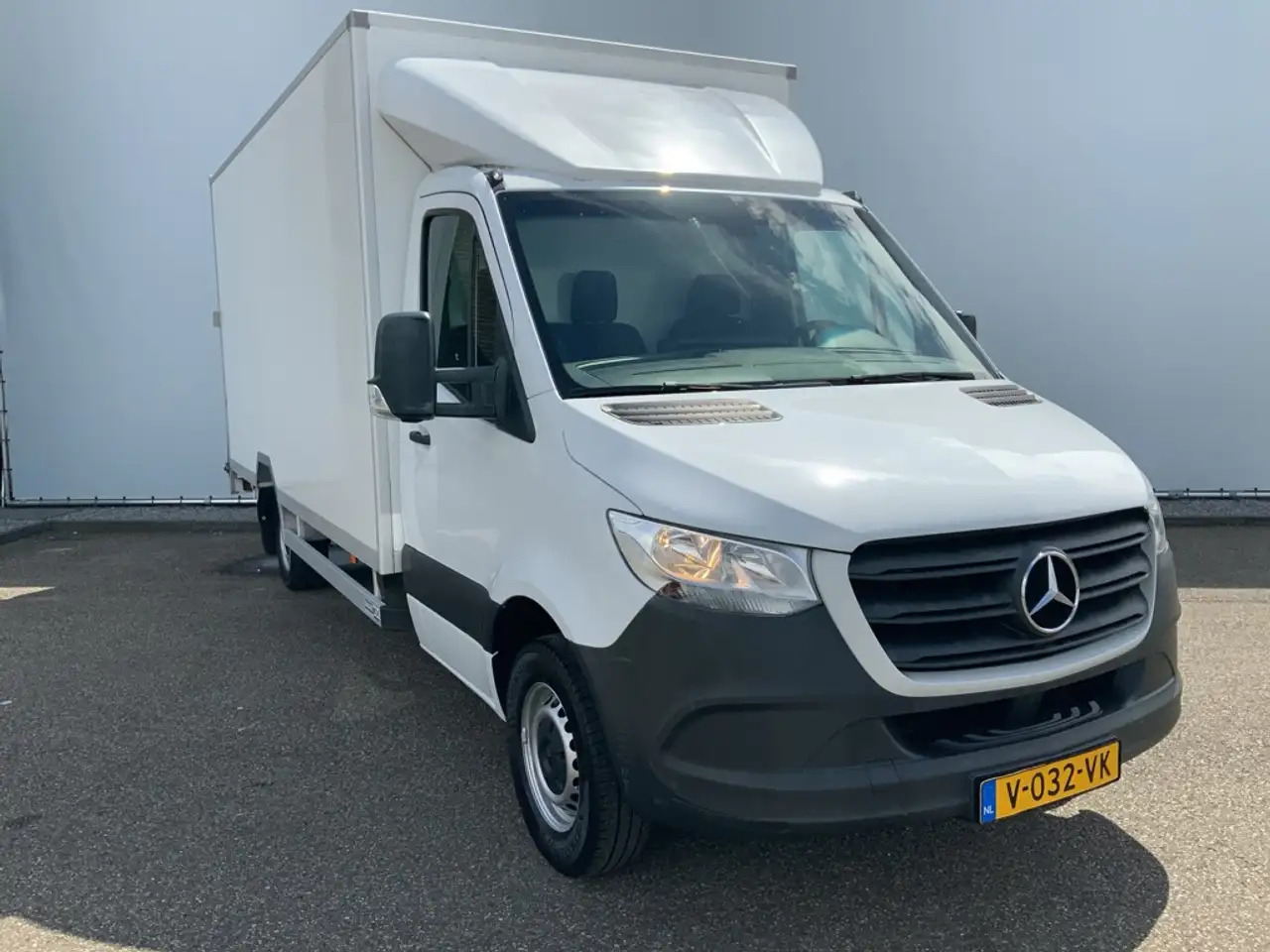 Mercedes-Benz Sprinter 314 2.2 CDI 432 Automaat Meubelbak & Klep Veer Air - Фургон с закрытым кузовом: фото 2 Mercedes-Benz Sprinter 314 2.2 CDI 432 Automaat Meubelbak & Klep Veer Air - Фургон с закрытым кузовом: фото 2