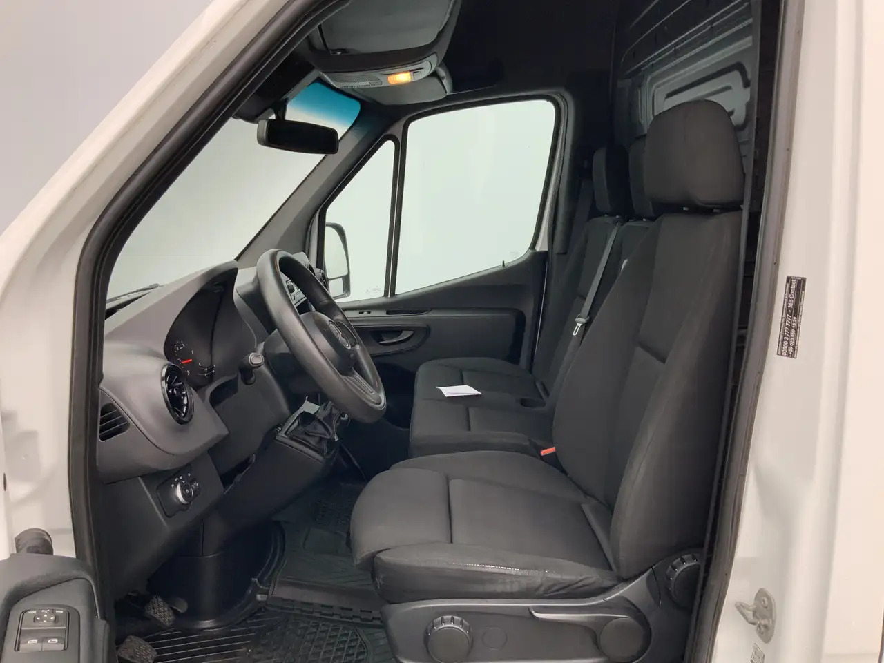 Цельнометаллический фургон Mercedes-Benz Sprinter 314 2.2 CDI L2H1 EURO VI-D Airco Camera 3 Zits Ext: фото 19