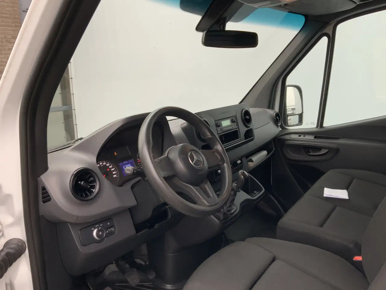 Цельнометаллический фургон Mercedes-Benz Sprinter 314 2.2 CDI L2H1 EURO VI-D Airco Camera 3 Zits Ext: фото 18