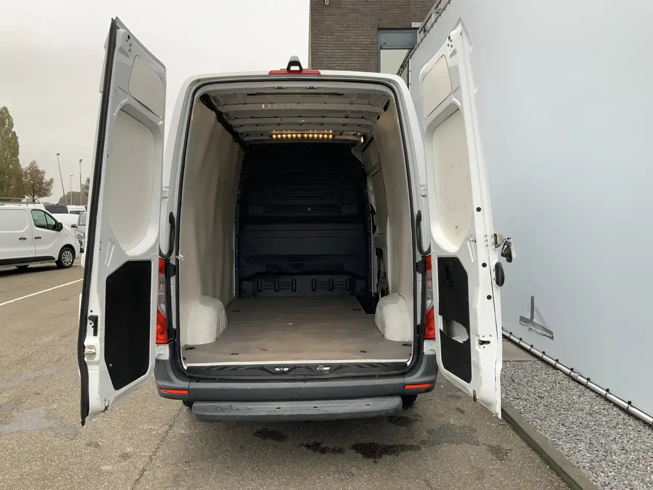 Цельнометаллический фургон Mercedes-Benz Sprinter 314 2.2 CDI L2H1 EURO VI-D Airco Camera 3 Zits Ext: фото 11