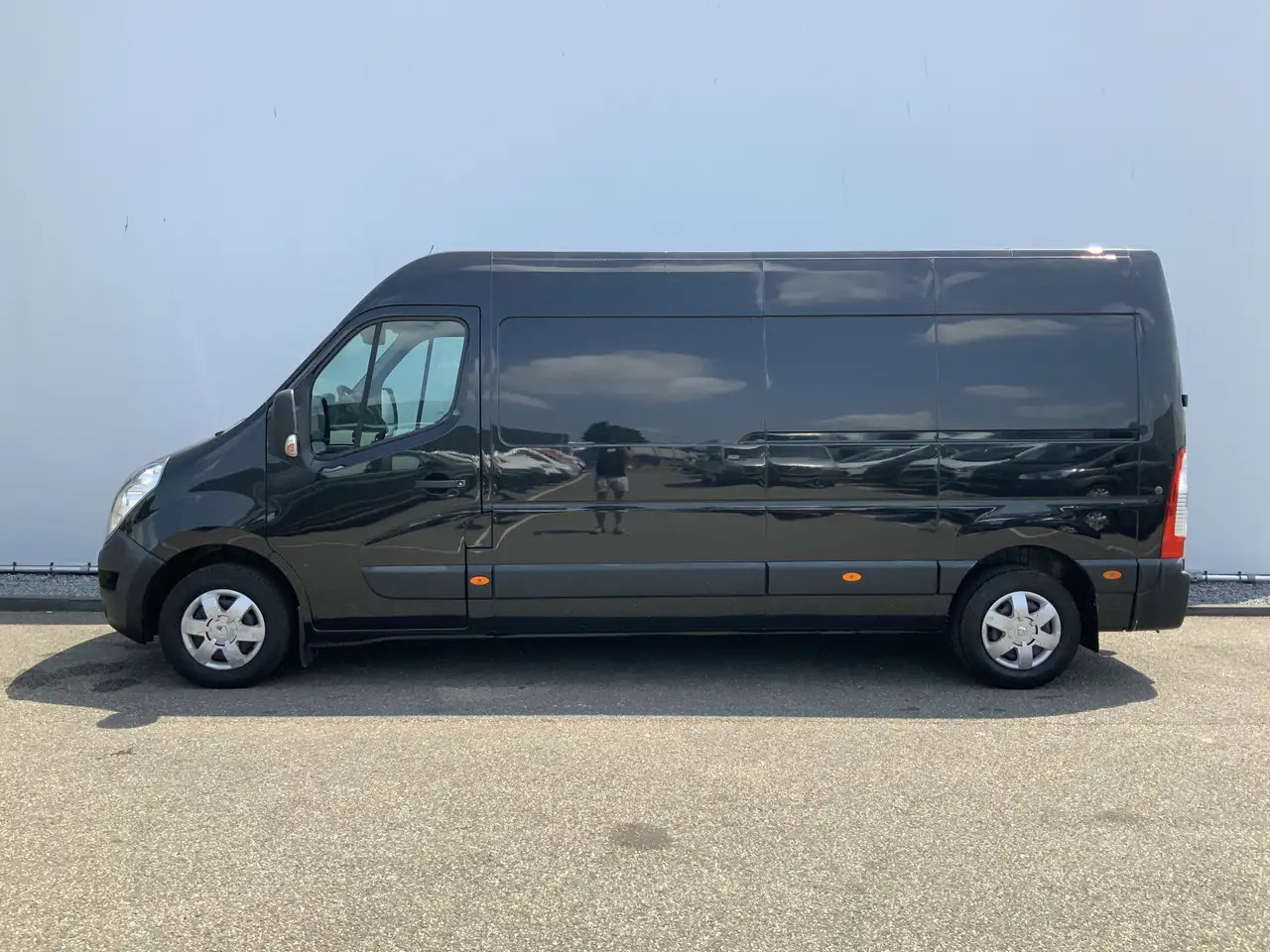 Renault Master T35 2.3 dCi L3H3 Eco Maxi Airco 3 Zits Trekhaak 25 - Цельнометаллический фургон: фото 2 Renault Master T35 2.3 dCi L3H3 Eco Maxi Airco 3 Zits Trekhaak 25 - Цельнометаллический фургон: фото 2