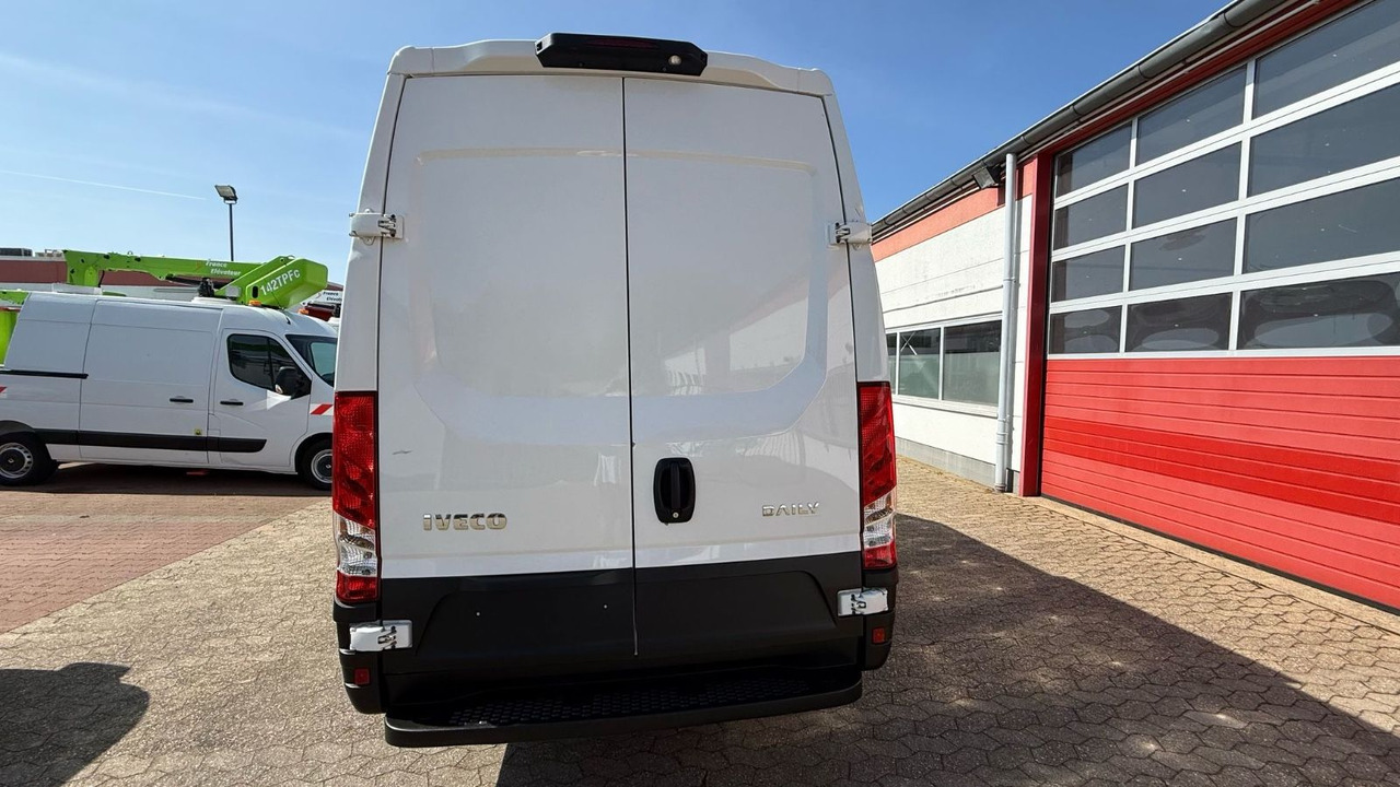 Iveco Daily 35S14 Transporter Kastenwagen L3H2 - Цельнометаллический фургон: фото 5 Iveco Daily 35S14 Transporter Kastenwagen L3H2 - Цельнометаллический фургон: фото 5