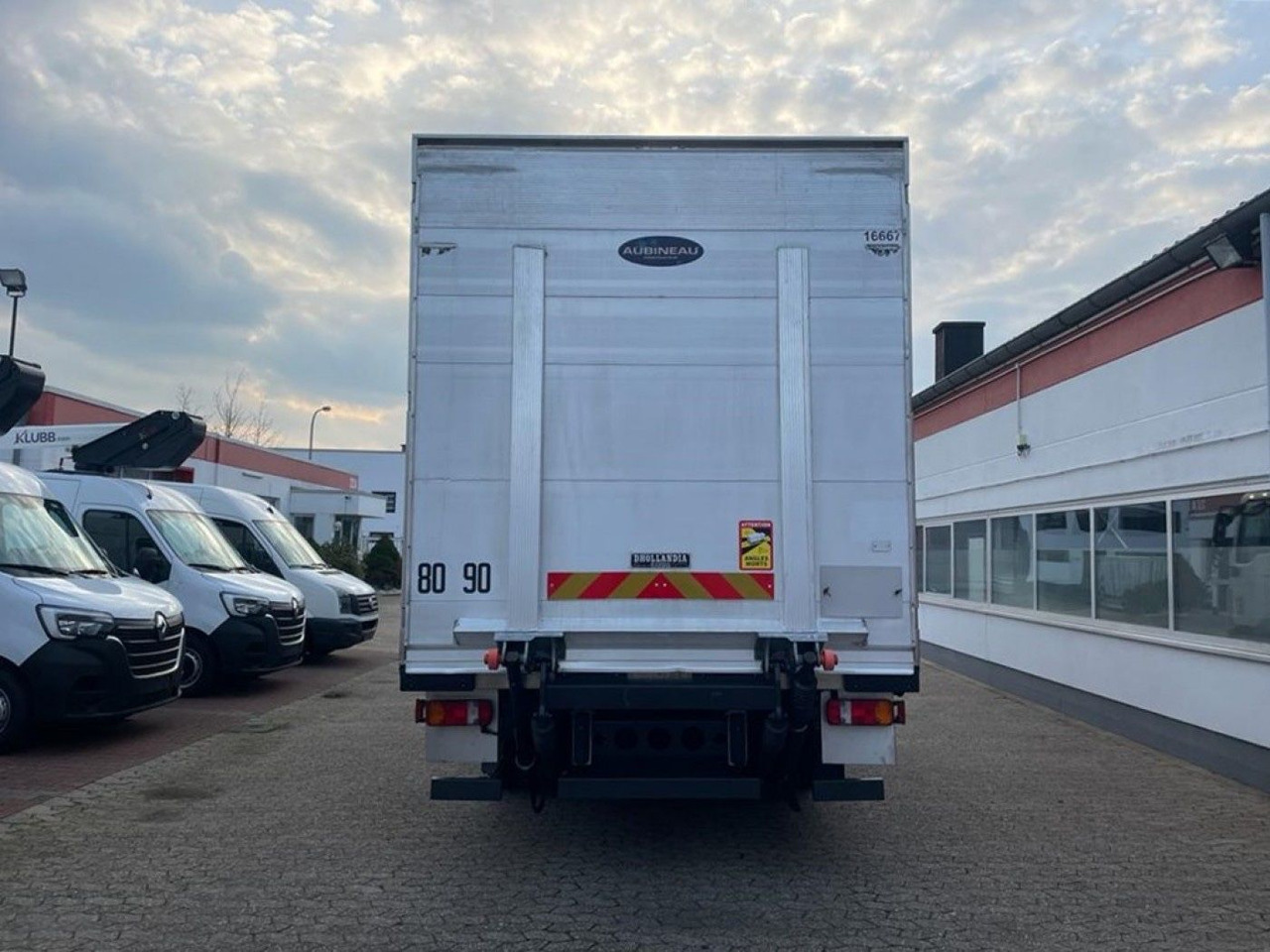 MAN TGL 10.220 Doka Möbelkoffer Umzug Fahrzeug - Грузовик с закрытым кузовом: фото 5 MAN TGL 10.220 Doka Möbelkoffer Umzug Fahrzeug - Грузовик с закрытым кузовом: фото 5