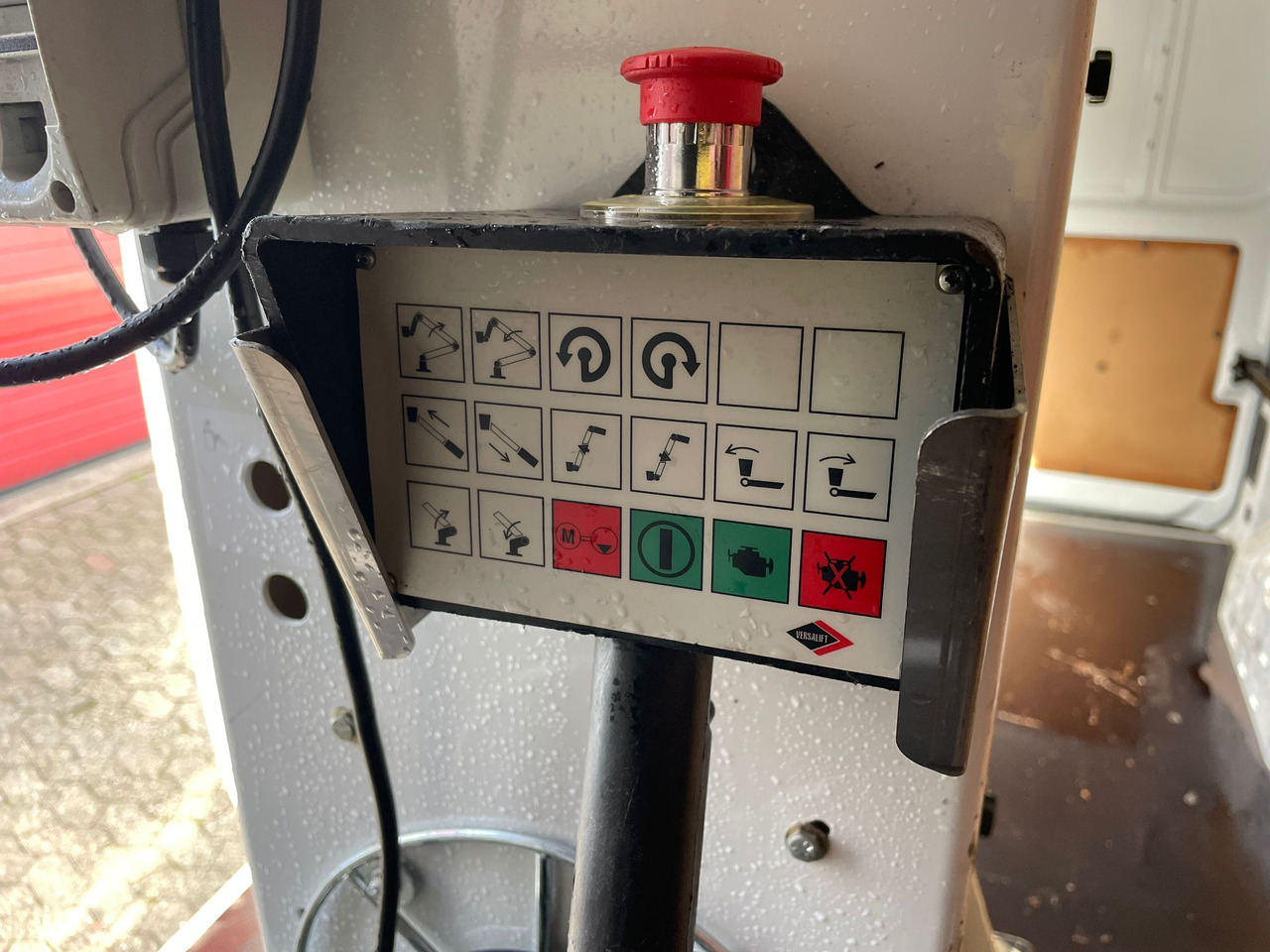 Грузовик с подъемником Renault Master Hubarbeitsbühne Time Versalift ETL-32-125: фото 10 Грузовик с подъемником Renault Master Hubarbeitsbühne Time Versalift ETL-32-125: фото 10