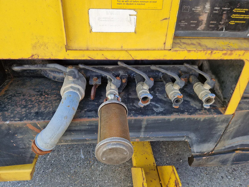 Atlas-Copco XAS350DD VERY LOW HOURS - Воздушный компрессор: фото 5 Atlas-Copco XAS350DD VERY LOW HOURS - Воздушный компрессор: фото 5