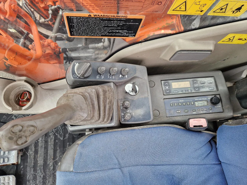 Гусеничный экскаватор Hitachi ZX160LC-3 met zeer net rijwerk: фото 12