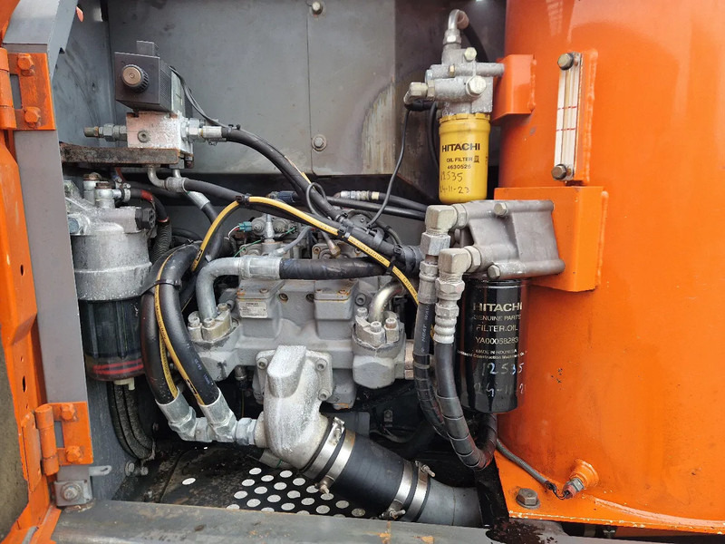 Гусеничный экскаватор Hitachi ZX160LC-3 met zeer net rijwerk: фото 5