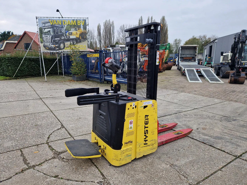 Hyster S1.5S elektrische stapelaar - Штабелер: фото 4 Hyster S1.5S elektrische stapelaar - Штабелер: фото 4